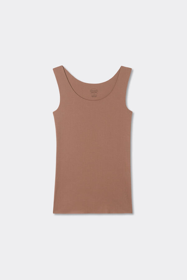 Bawełniana koszulka bez rękawów z okrągłym dekoltem i surowymi krawędziami Bawełniana koszulka bez rękawów z okrągłym dekoltem i surowymi krawędziami