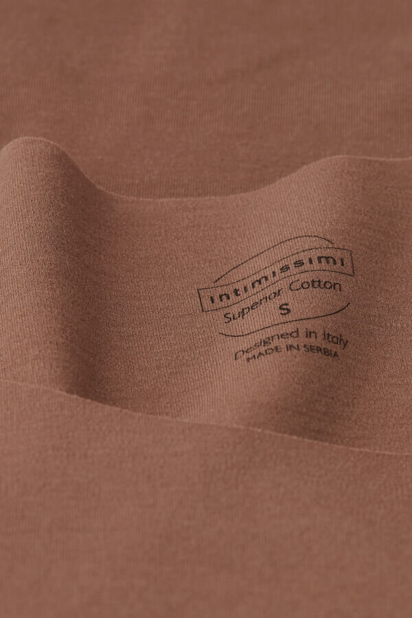 Bawełniana koszulka bez rękawów z okrągłym dekoltem i surowymi krawędziami Bawełniana koszulka bez rękawów z okrągłym dekoltem i surowymi krawędziami