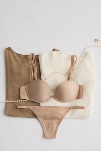 Biustonosz balkonetkowy Ilenia z Ultralight Microfiber