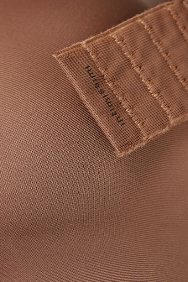 Biustonosz trójkątny bez fiszbin Adele z Ultralight Microfiber Biustonosz trójkątny bez fiszbin Adele z Ultralight Microfiber