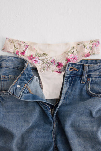 Brazilian Brazilian Print with Pretty Flowers Print