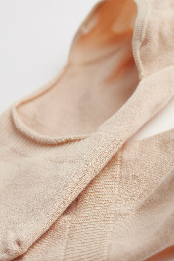 Elastyczne bawełniane skarpetki z podeszwą Elastyczne bawełniane skarpetki z podeszwą