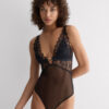 Figlarny, efektowny Lace Bodysuit z koronką