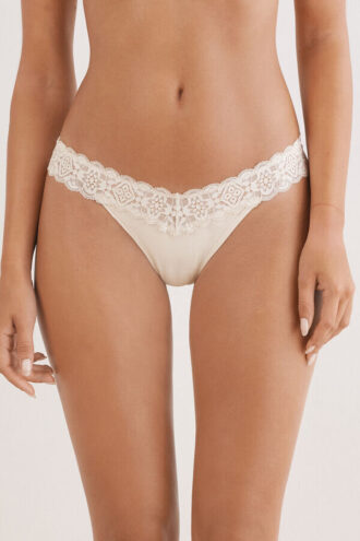 Koronka i bawełna w stylu lat 80. Brazilian