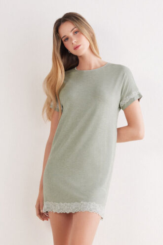 Koronkowa koszulka nocna z krótkim rękawem