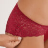 Koronkowe i jedwabne figi bikini