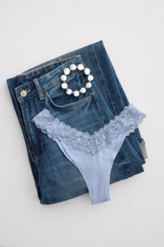 Koronkowe i mikrofibrowe Brazilian Style majtki w stylu lat 80.