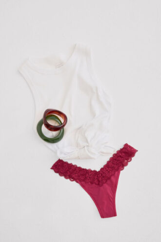 Koronkowe i mikrofibrowe Brazilian Style majtki w stylu lat 80.