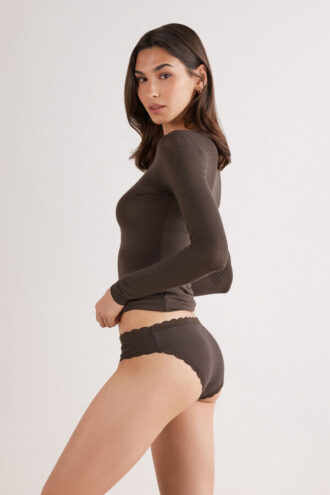 Majtki bawełniane i koronkowe