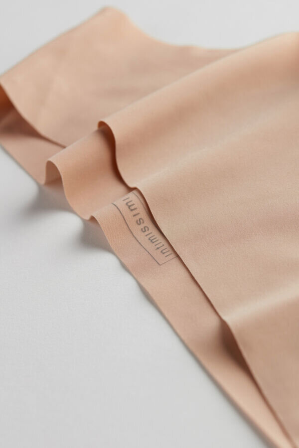 Majtki Brazilian z bezszwowej, ultralekkiej mikrofibry Majtki Brazilian z bezszwowej, ultralekkiej mikrofibry