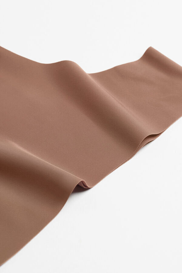 Majtki Brazilian z bezszwowej, ultralekkiej mikrofibry Majtki Brazilian z bezszwowej, ultralekkiej mikrofibry