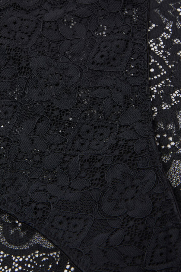 Majtki z koronką z niskim stanem Majtki z koronką z niskim stanem