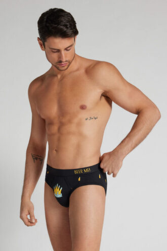 Majtki z nadrukiem butelek piwa, wykonane z najwyższej jakości bawełny