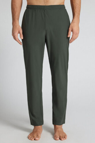 Spodnie nie wymagające prasowania