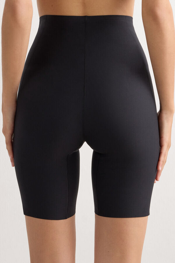 Szorty z mikrofibry z surowym wykończeniem Szorty z mikrofibry z surowym wykończeniem