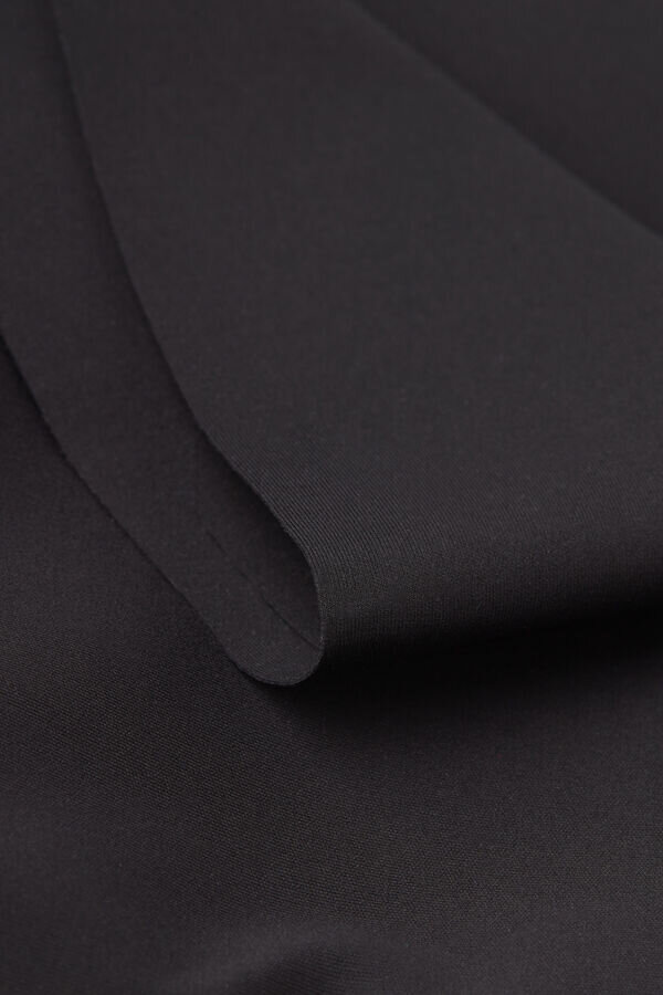 Szorty z mikrofibry z surowym wykończeniem Szorty z mikrofibry z surowym wykończeniem