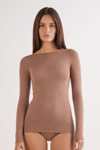 Ultralekki top z kaszmiru modalnego z dekoltem w łódkę Ultralekki top z kaszmiru modalnego z dekoltem w łódkę